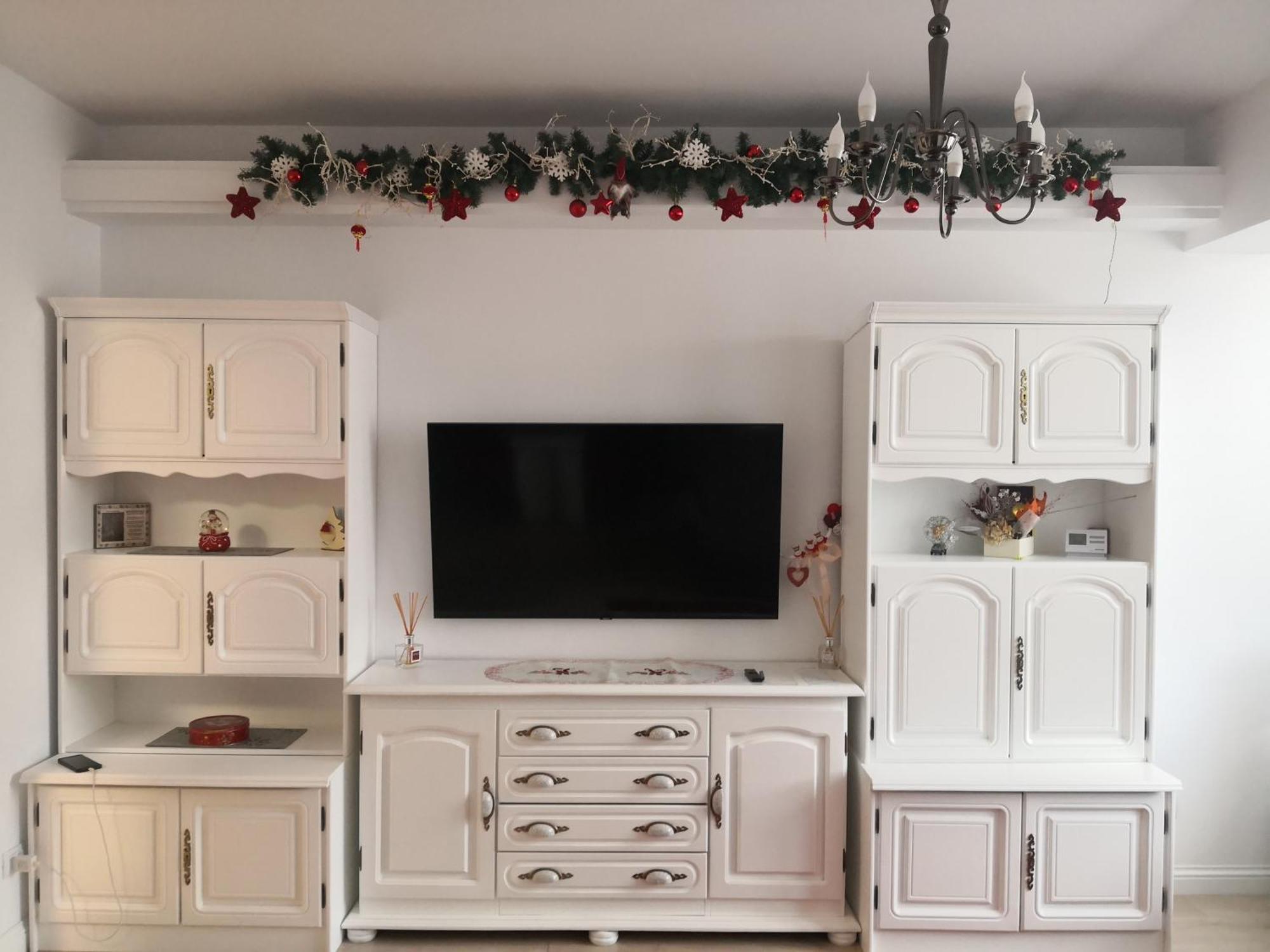 Apartament De Lux White&Red Сучеава Екстериор снимка